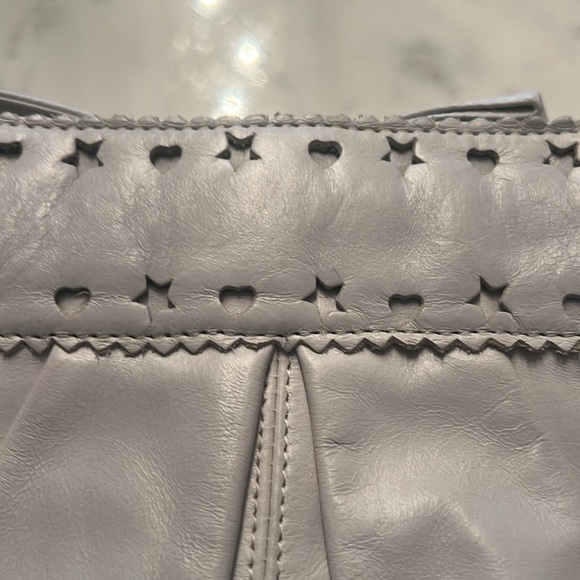 Betsey Johnson white/grey leather clutch - Picture 3 of 9